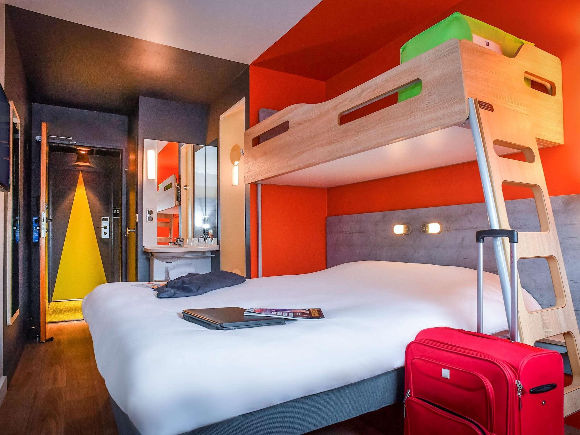 Ibis Budget קוטאנס מראה חיצוני תמונה